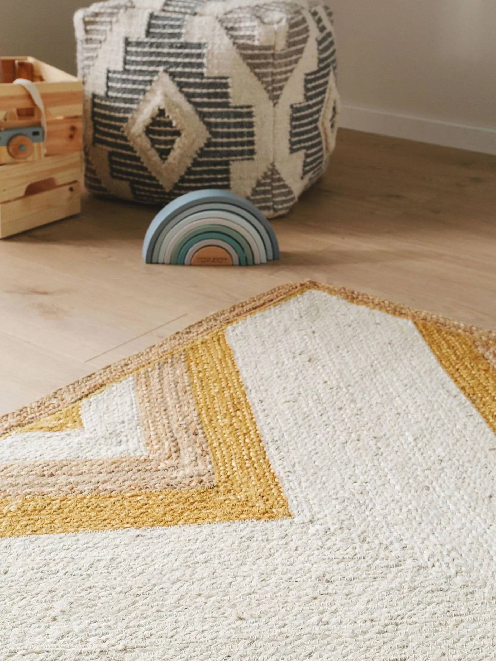 Design Kinderteppich Frieda Gelb