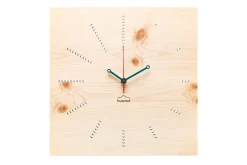 Design Wanduhr 'Azuhr Zirbe eckig'