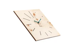 Design Wanduhr 'Azuhr Zirbe eckig'