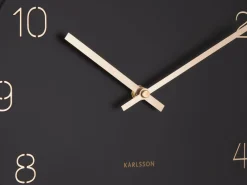 Design Wanduhr 'Charm Engraved Numbers Small'
