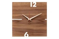 Design Wanduhr 'Puhr Nuss eckig'
