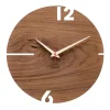 Design Wanduhr 'Puhr Nuss rund'