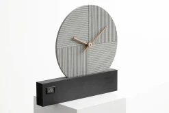 Design Wanduhr 'THE BLACK ACCESSOIRE.'