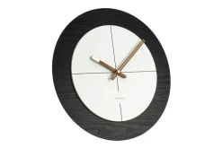 Design Wanduhr 'THE CONFIDENT.'