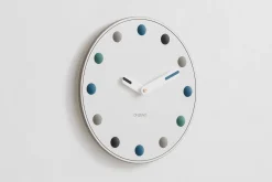 Design Wanduhr 'THE DISCUSSION.'