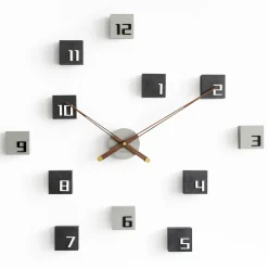 Design Wanduhr 'THE FRAGMENTED.'