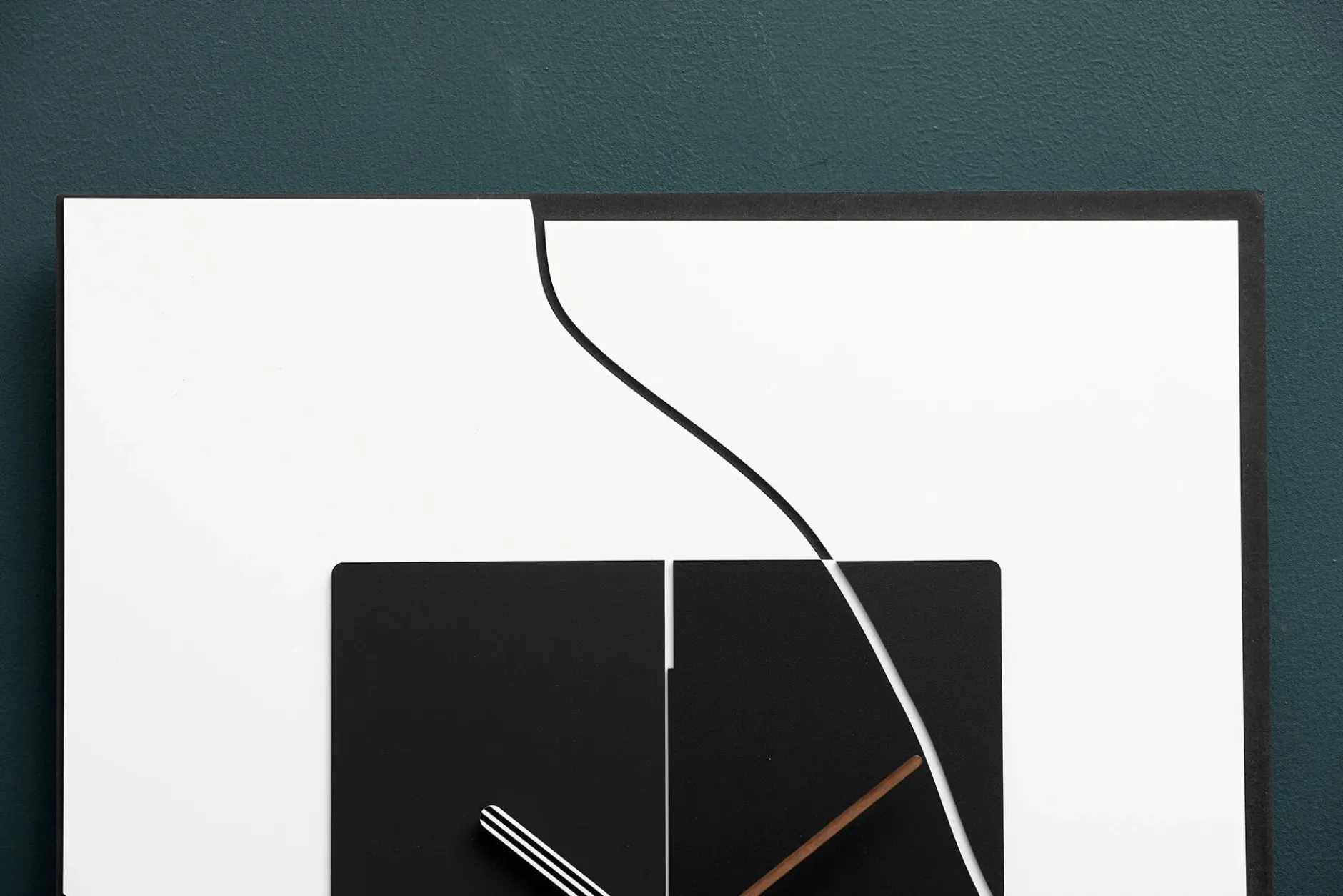 Design Wanduhr 'THE FRAMED.'