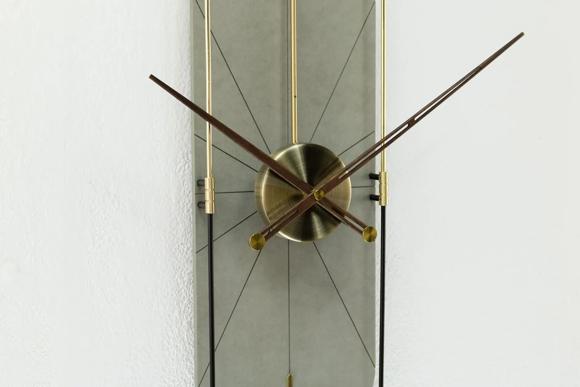 Design Wanduhr 'THE GREY PLANET.'