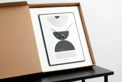 Design Wanduhr 'THE HOURGLASS.'