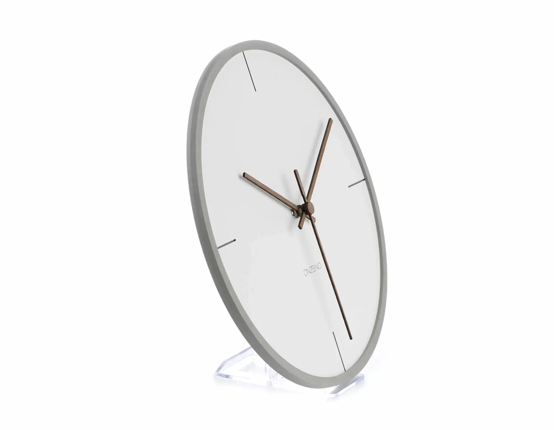 Design Wanduhr 'THE MATURE.'