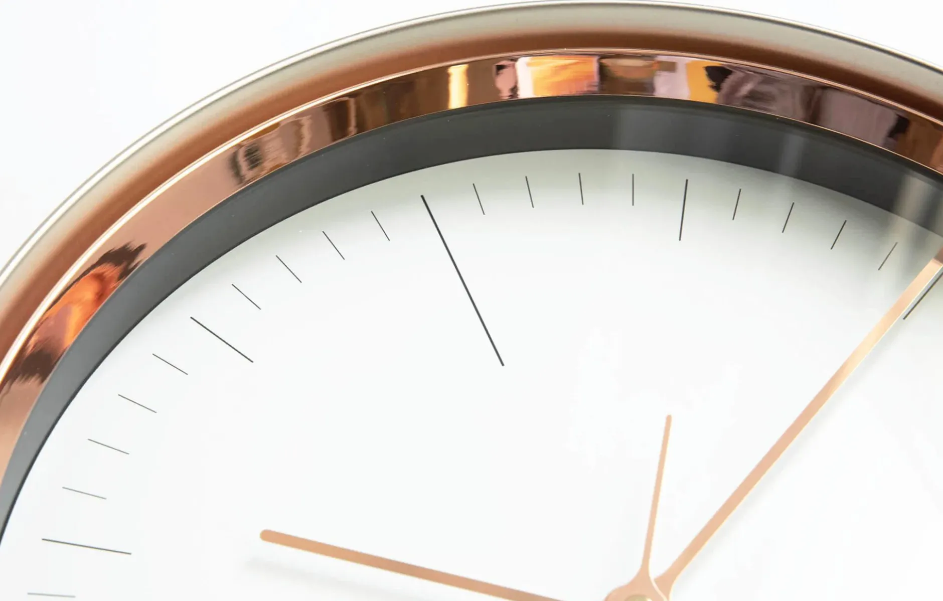 Design Wanduhr 'THE NOBLE.'