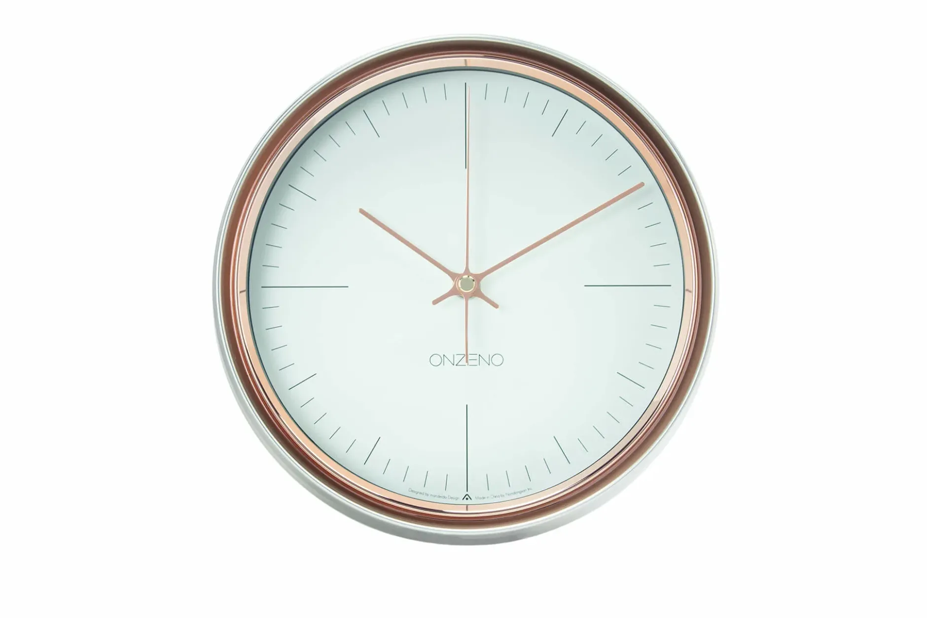 Design Wanduhr 'THE REFLECTIVE.'