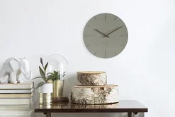 Design Wanduhr 'THE ROOT. '