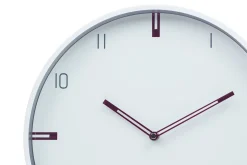 Design Wanduhr 'THE STRIKING.'