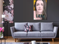 Kunstdruck auf Leinwand 'Liebe Vertical'