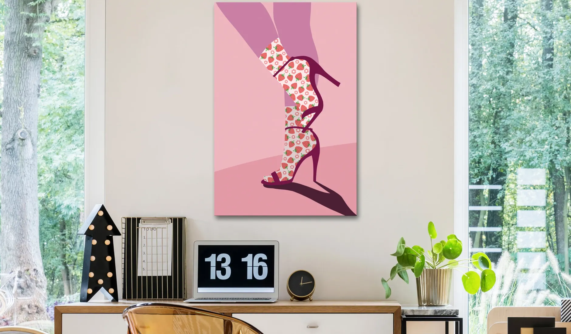 Kunstdruck auf Leinwand 'Strawberry Socks Vertical'