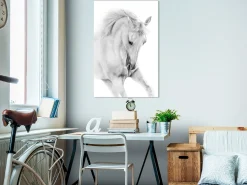Kunstdruck auf Leinwand 'White Horse Vertical'