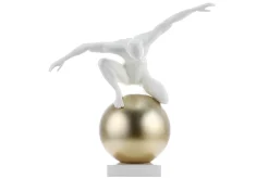 Kunststein Skulptur 'Sprung ins Leben' 48x47x27cm