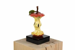 Kunststein Skulptur 'Verbotene Paradiesfrucht' 15x30x15cm