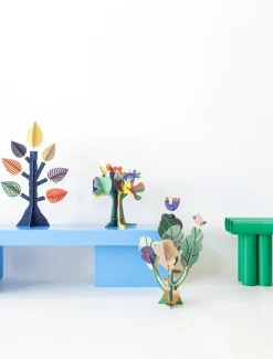 Papierskulptur 'Abstrakter Baum'