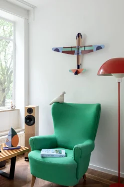 Papierskulptur 'Abstraktes Segelboot'
