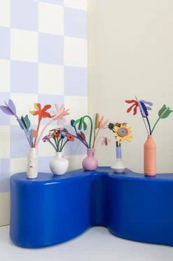 Papierskulptur 'Leuchtende Blüte'