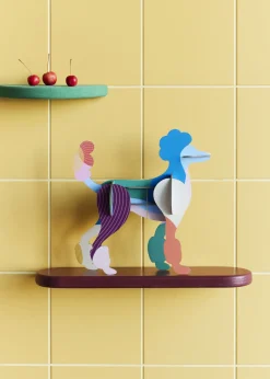 Papierskulptur 'Leuchtender Pudel'