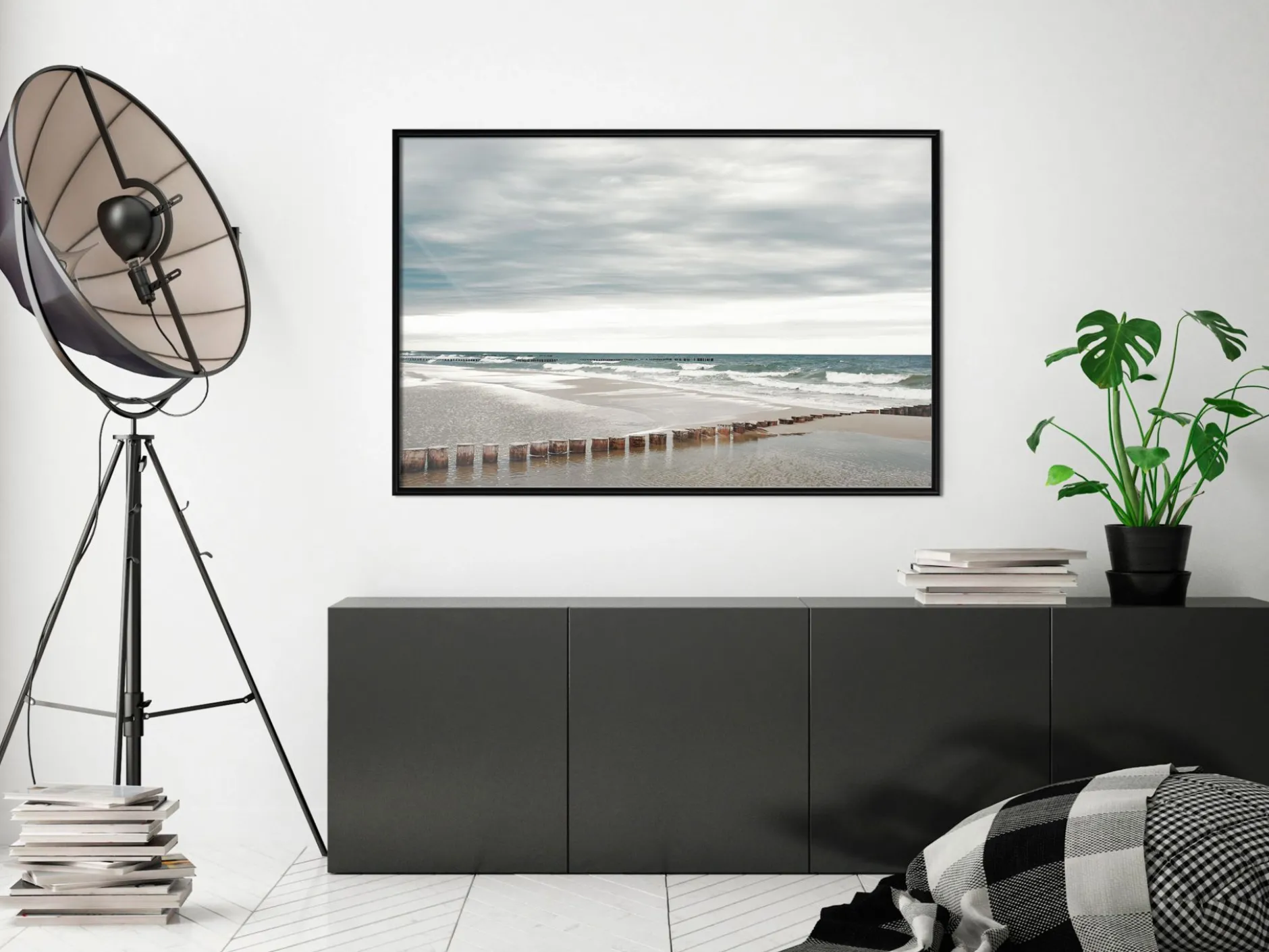 Poster 'Chilly Morning at the Seaside'