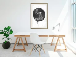 Poster 'It Doesn't Easier You Just Get Stronger'