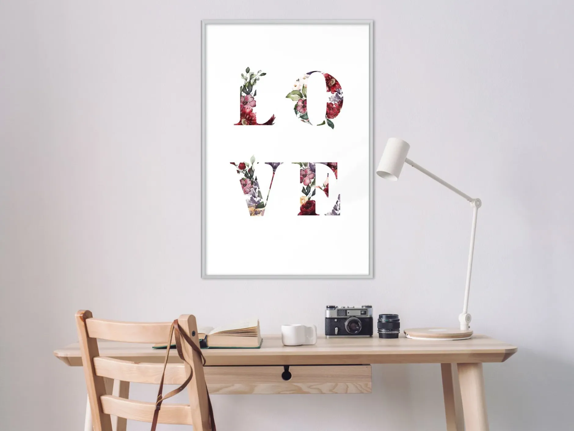 Poster 'Love in Flowers'