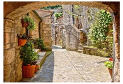 Tapete 'Provincial alley in Tuscany'