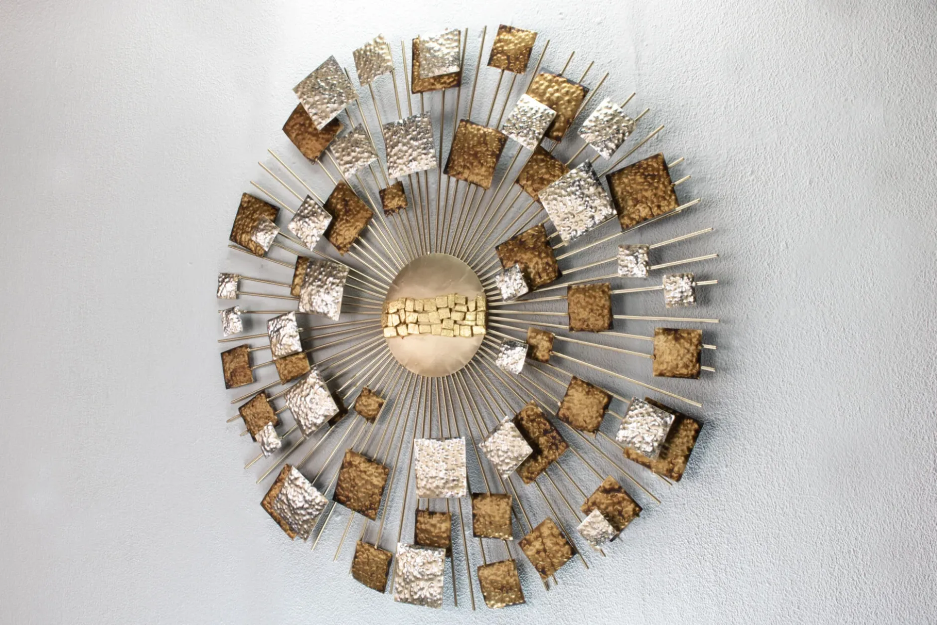 Wanddeko Metall 'Divine Spark' 80x80x3,5cm