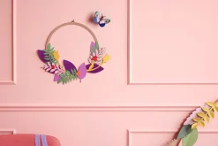 Wanddeko Papier 'Blumiger Schmetterling'