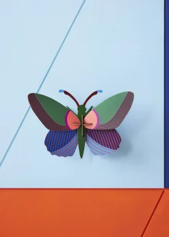 Wanddeko Papier 'Gemusterter Schmetterling'