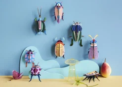 Wanddeko Papier 'Gestreifter Käfer'