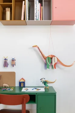 Wanddeko Papier 'Gestreifter Käfer'