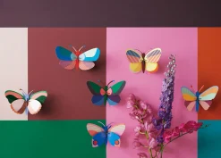 Wanddeko Papier 'Leuchtender Schmetterling'