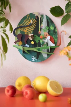 Wanddeko Papier 'Verspielter Affe'